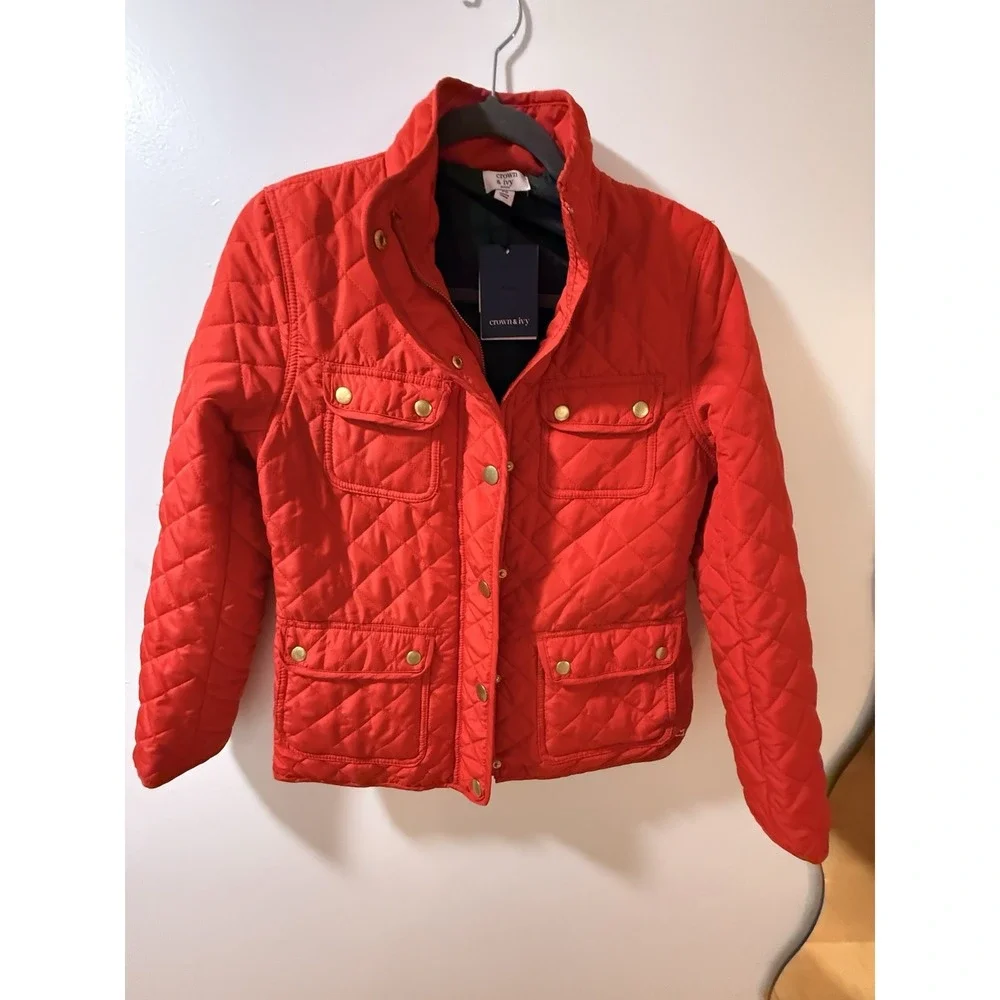 Crown & Ivy‎ Quilted Barn Gold Detail Buttons & Zip Jacket Red NWT PS 99.00$